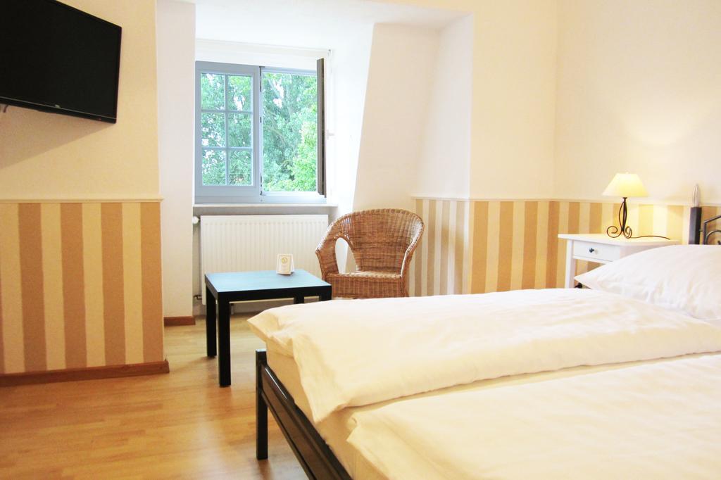 Landhotel Gut Zarrentin Gransebieth Værelse billede